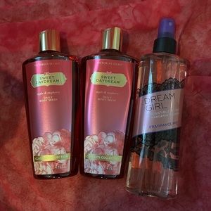 Victoria’s Secret VS Fantasies Body Wash & Glamour collection mist